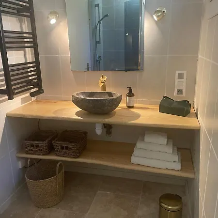 Holiday home Au Milieu Des Bois Saint-Sauveur (Dordogne)